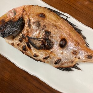 金目鯛の塩焼き★夫が釣ってきた鯛で